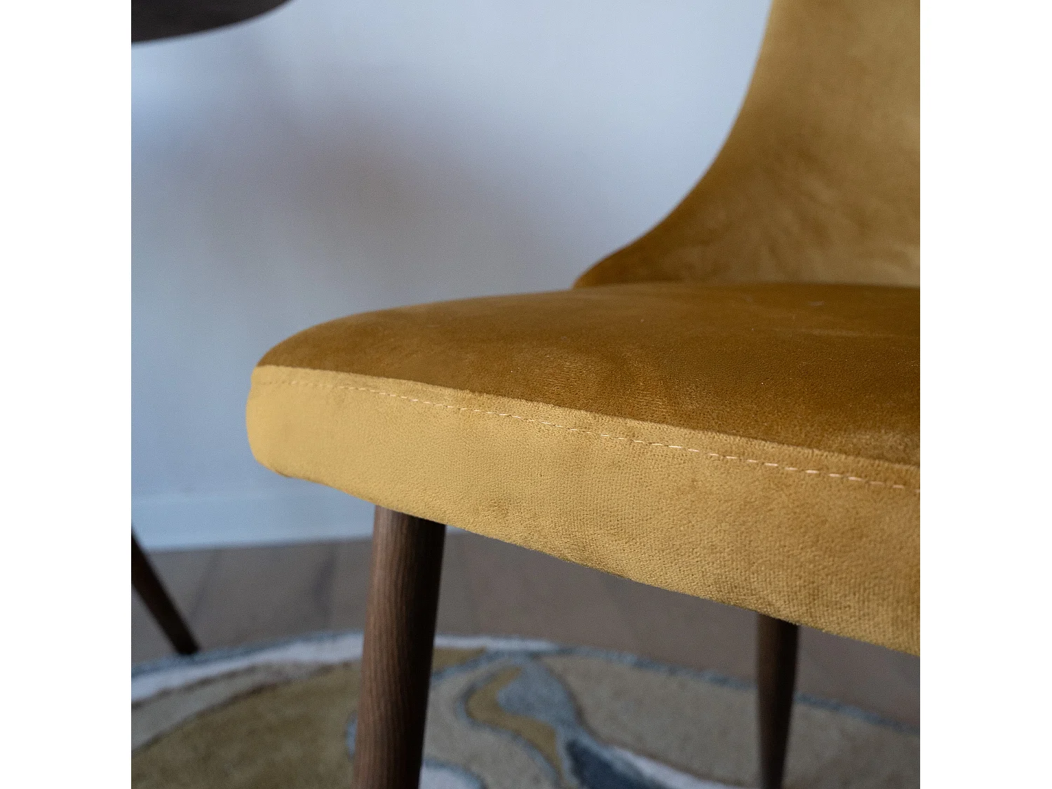 Set de 2 sillas de terciopelo amarillo mostaza - Vinni