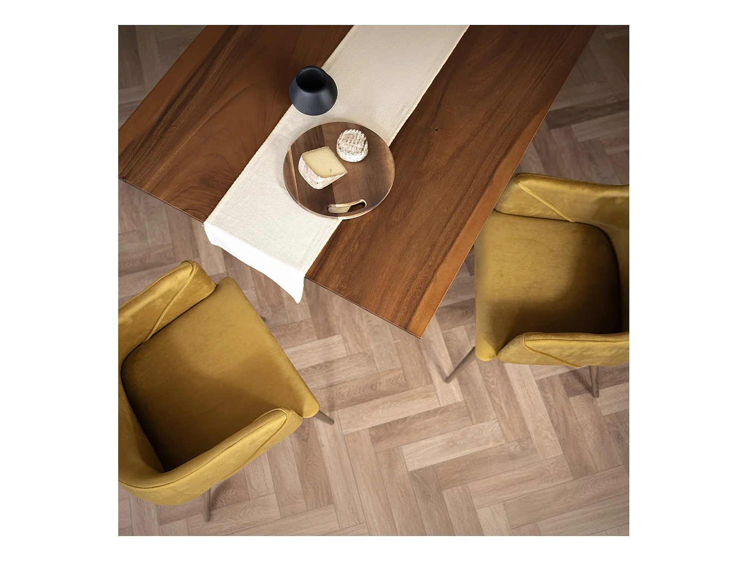 Lot de 2 chaises avec accoudoirs en velours jaune moutarde - Daisy