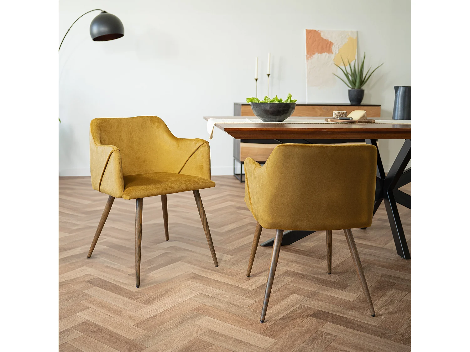 Set de 2 sillas con reposabrazos de terciopelo amarillo mostaza - Daisy