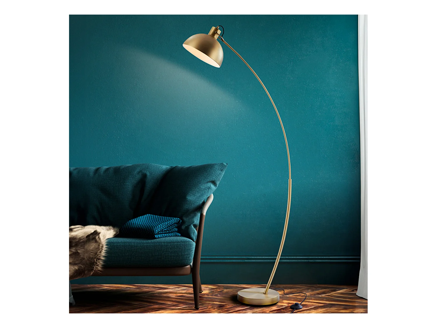 Lampadaire en métal couleur laiton - Jersey