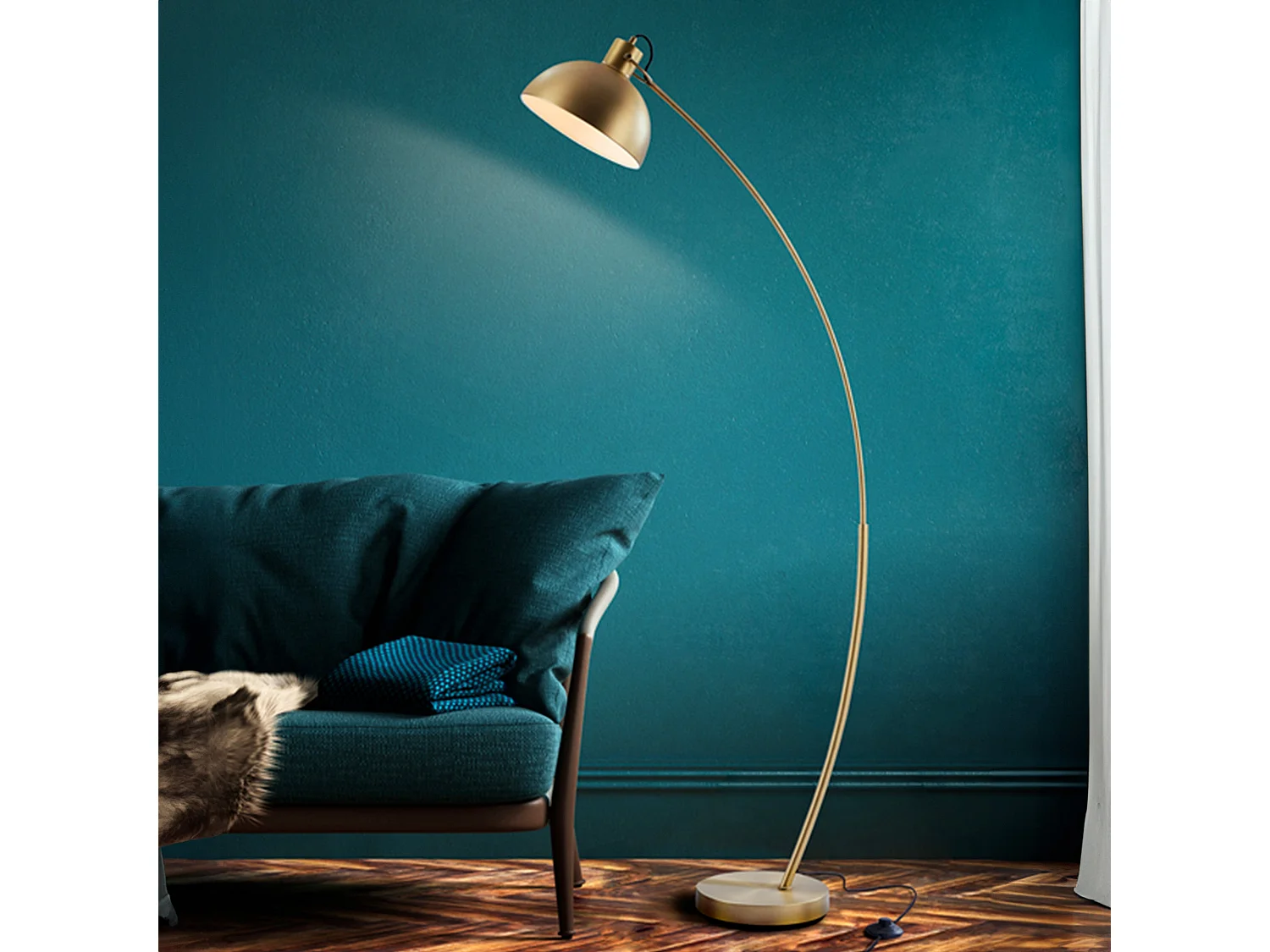 Lampadaire en métal couleur laiton - Jersey