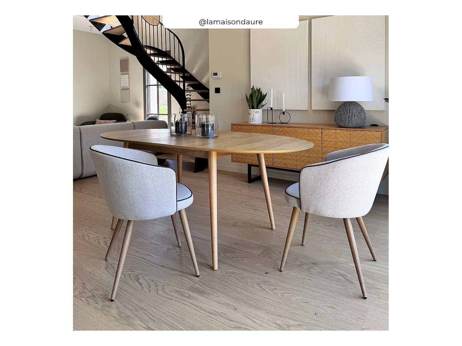 Mesa ovalada extensible de 6/8 personas en madera clara de 170/200 cm - Eddy