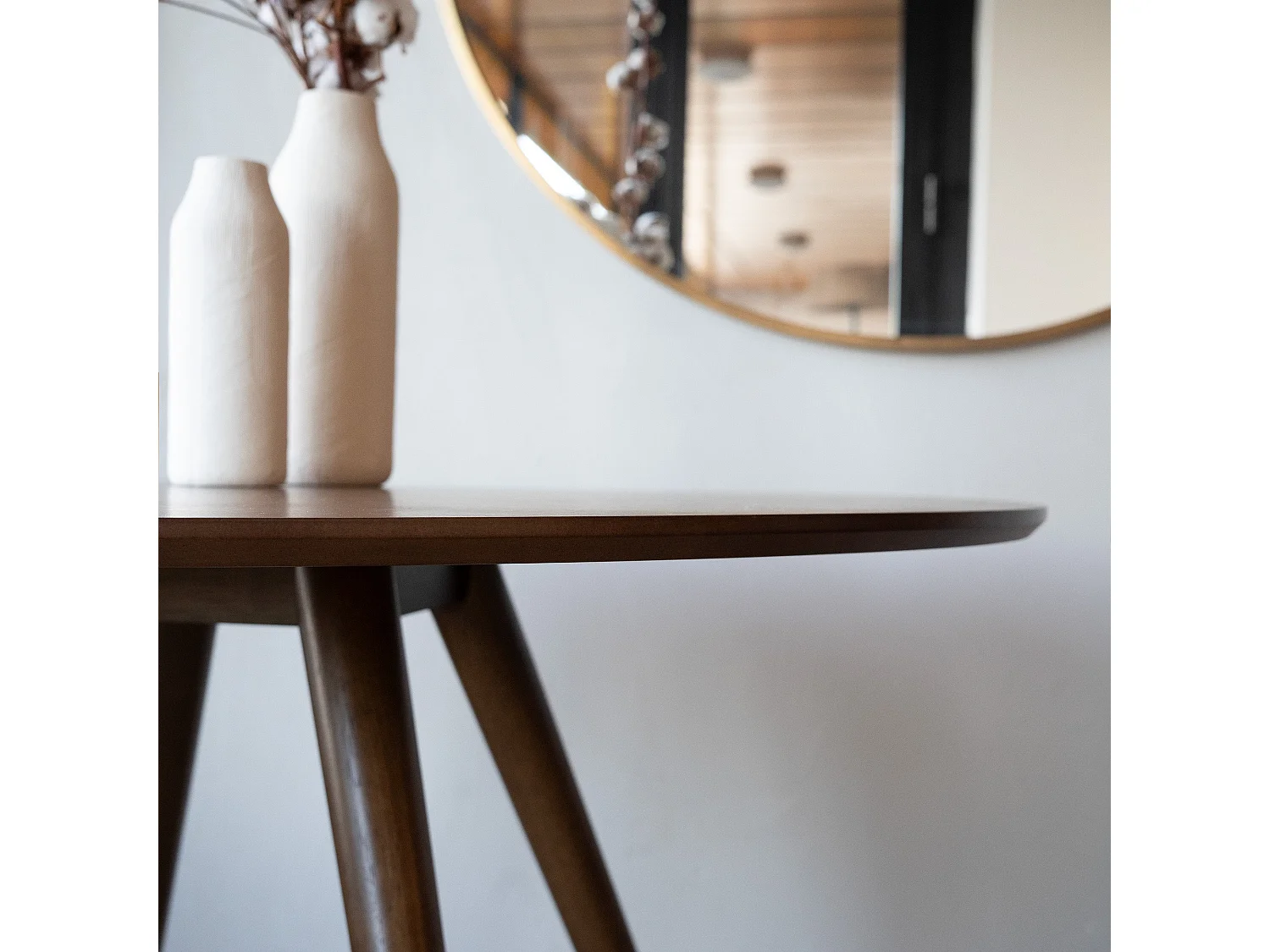 Tavolo rotondo per 4 persone in legno scuro D105 cm - Liwa