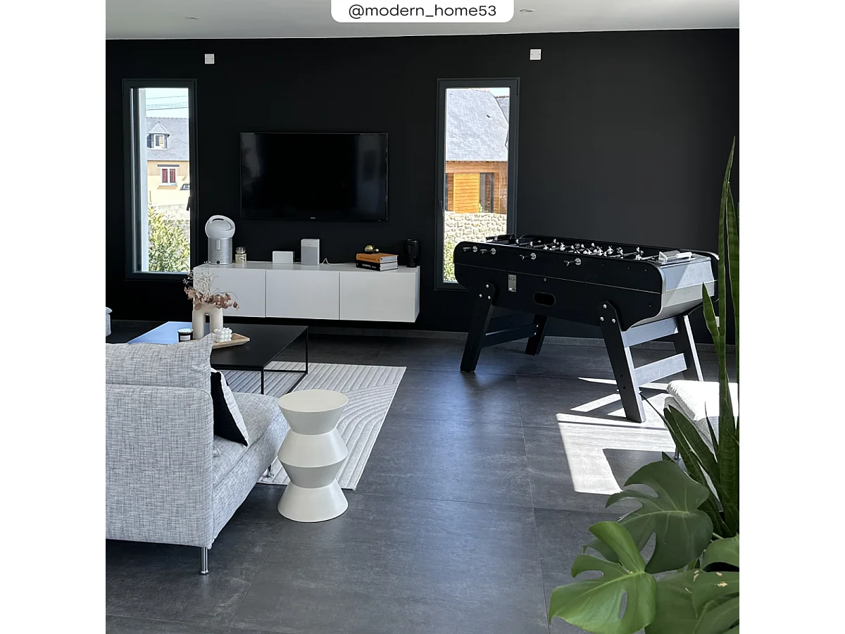 Tavolo biliardino nero con gettoniera - Bistrot