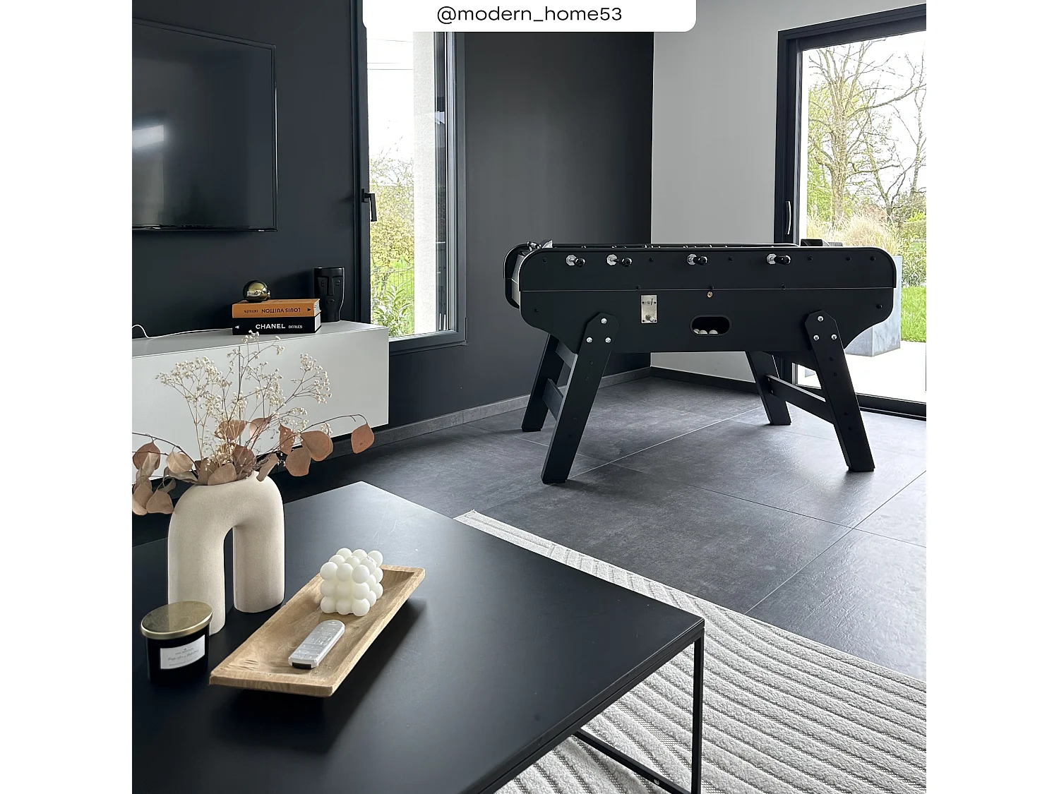 Tavolo biliardino nero con gettoniera - Bistrot