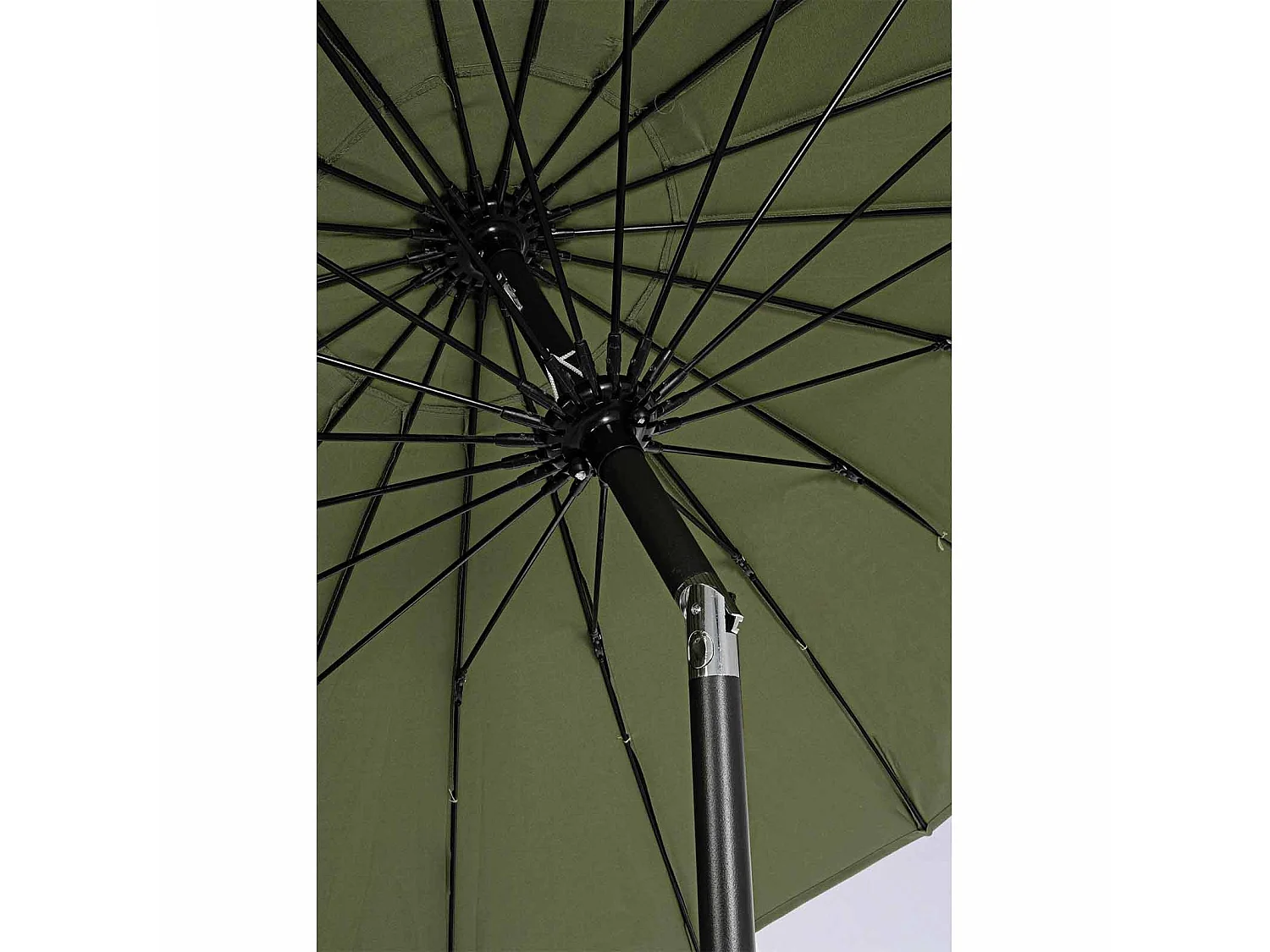 Ombrellone palo centrale "Atlanta" in acciaio verniciato a polvere per giardino e balcone Ø 270 cm / Tortora