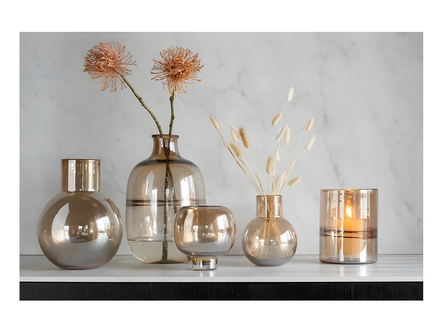 Jarrón cilíndrico con anillos de vidrio marrón 16x16x20 cm