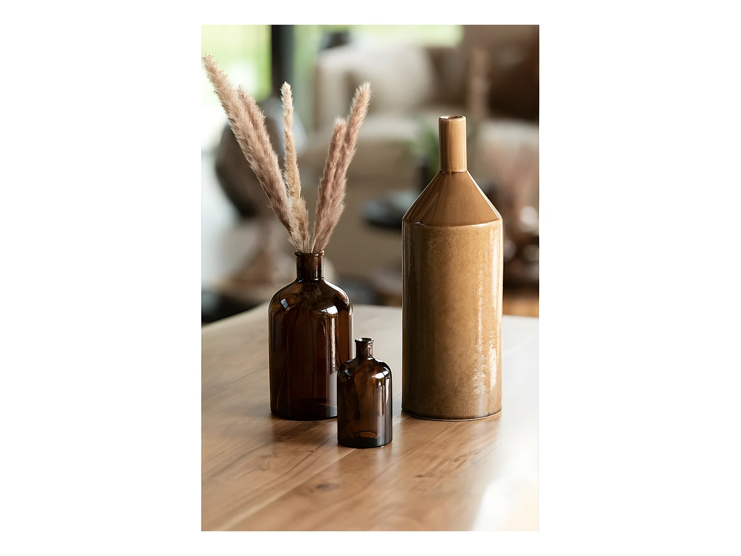 Jarrón de cerámica marrón de 15x15x48 cm