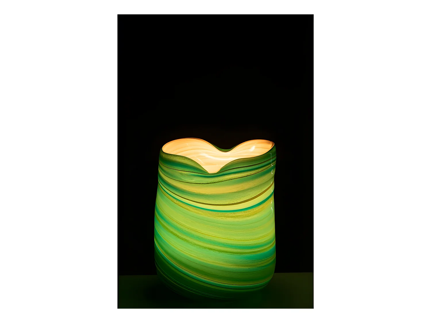 Jarrón de estilo ondulado de vidrio azul 20x19x20 cm