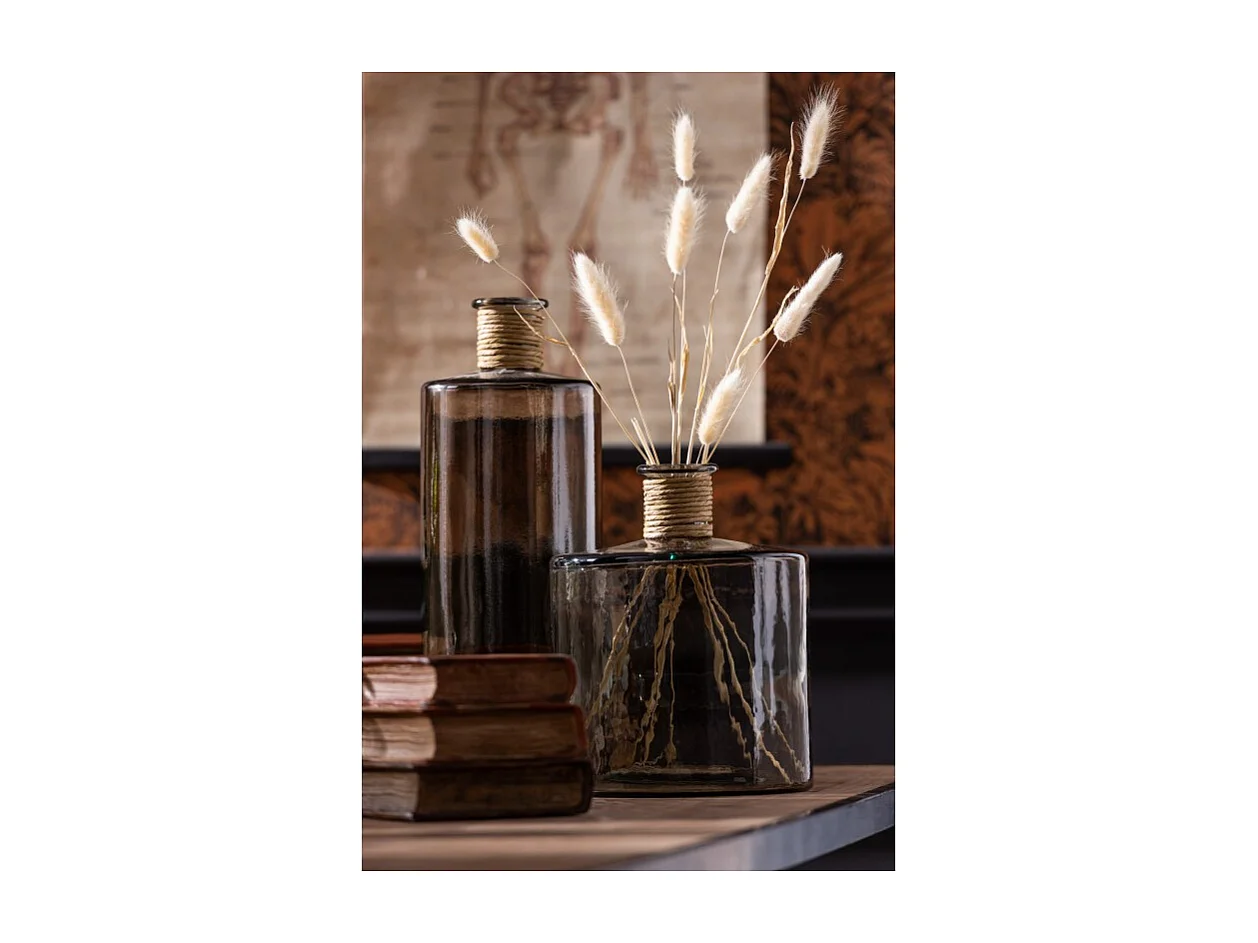 Jarrón de vidrio ámbar en color marrón de 35x35x44 cm