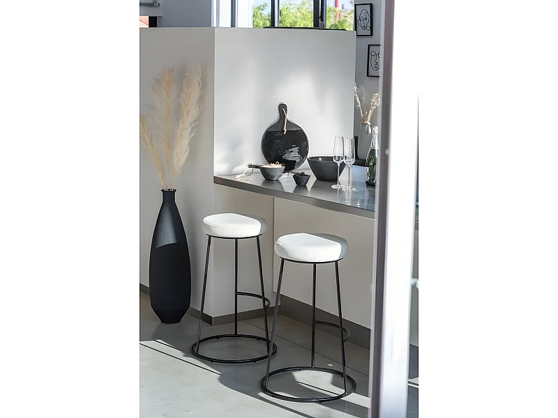 Jarrón de vidrio negro tipo botella de 38x38x56 cm