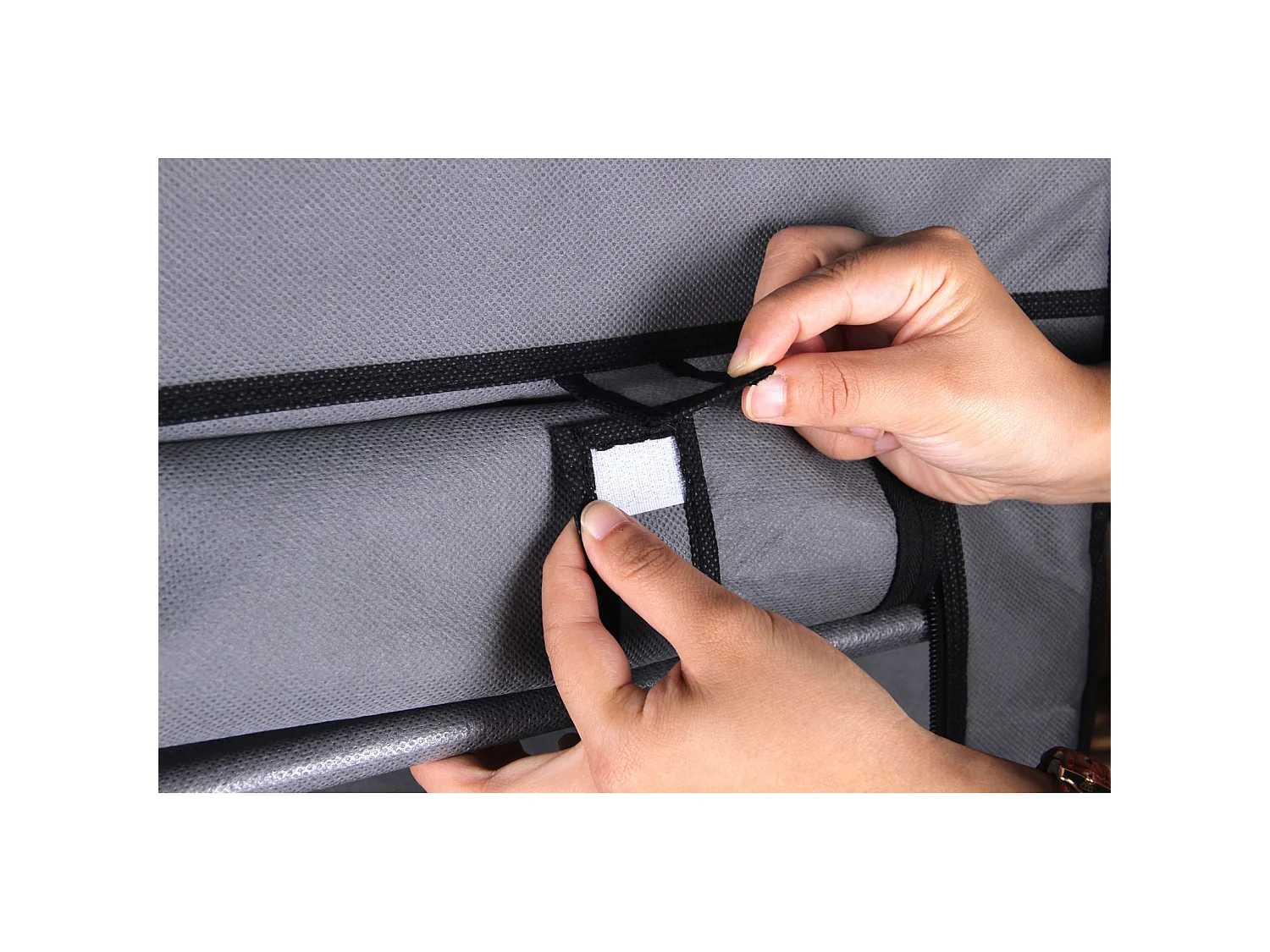 Meuble à chaussures en tissu TAMARA 8 tablettes