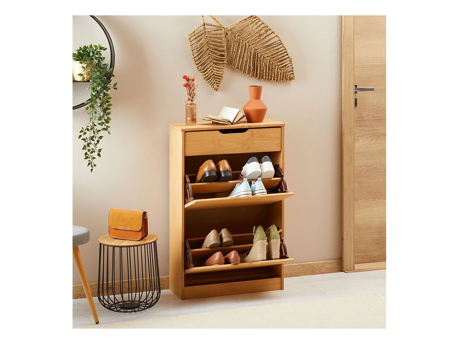 Meubles à chaussures BASIL rangement armoire avec 2 abattants et 1 tiroir, en pin massif lasuré brun