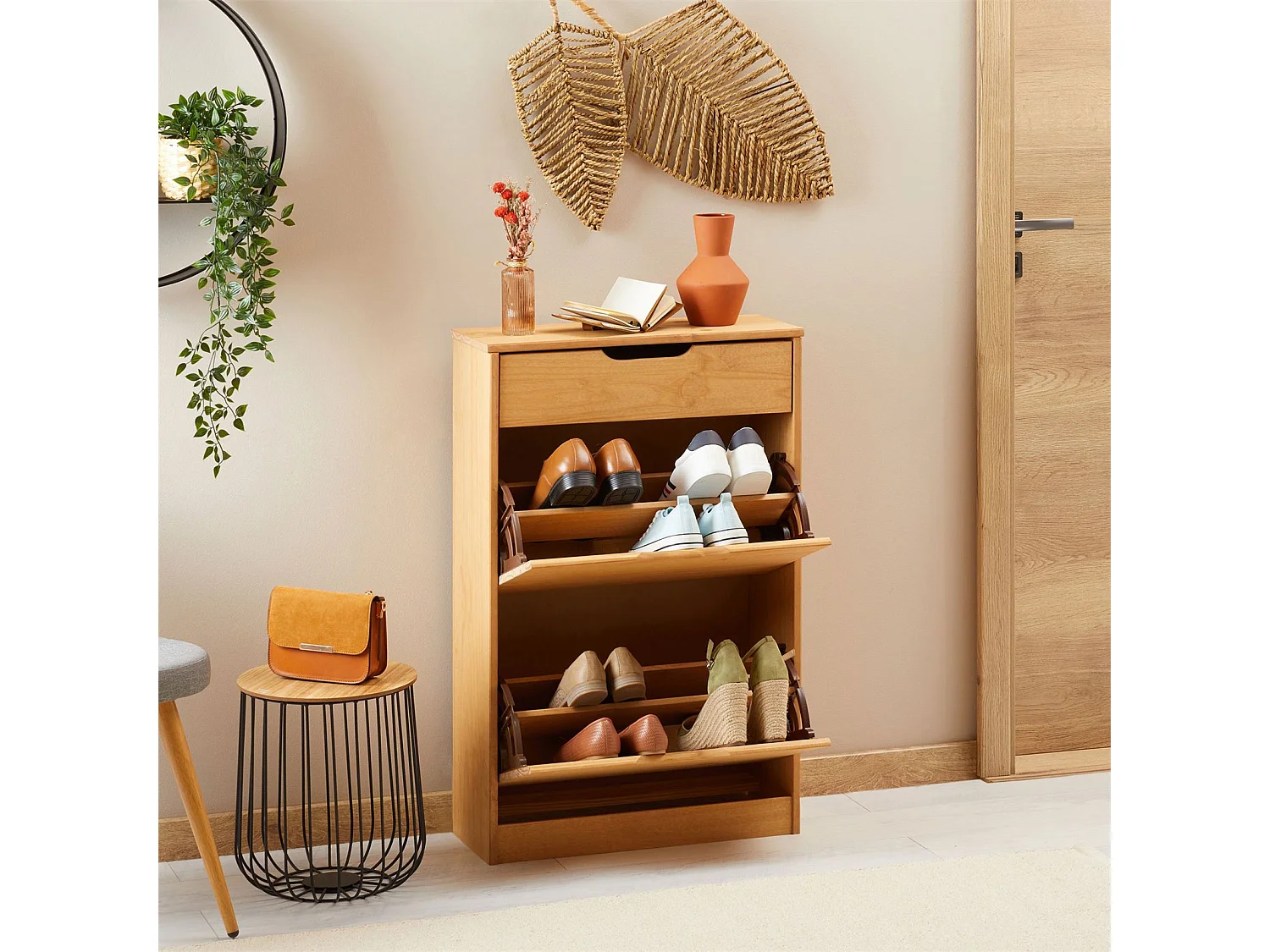 Meubles à chaussures BASIL rangement armoire avec 2 abattants et 1 tiroir, en pin massif lasuré brun