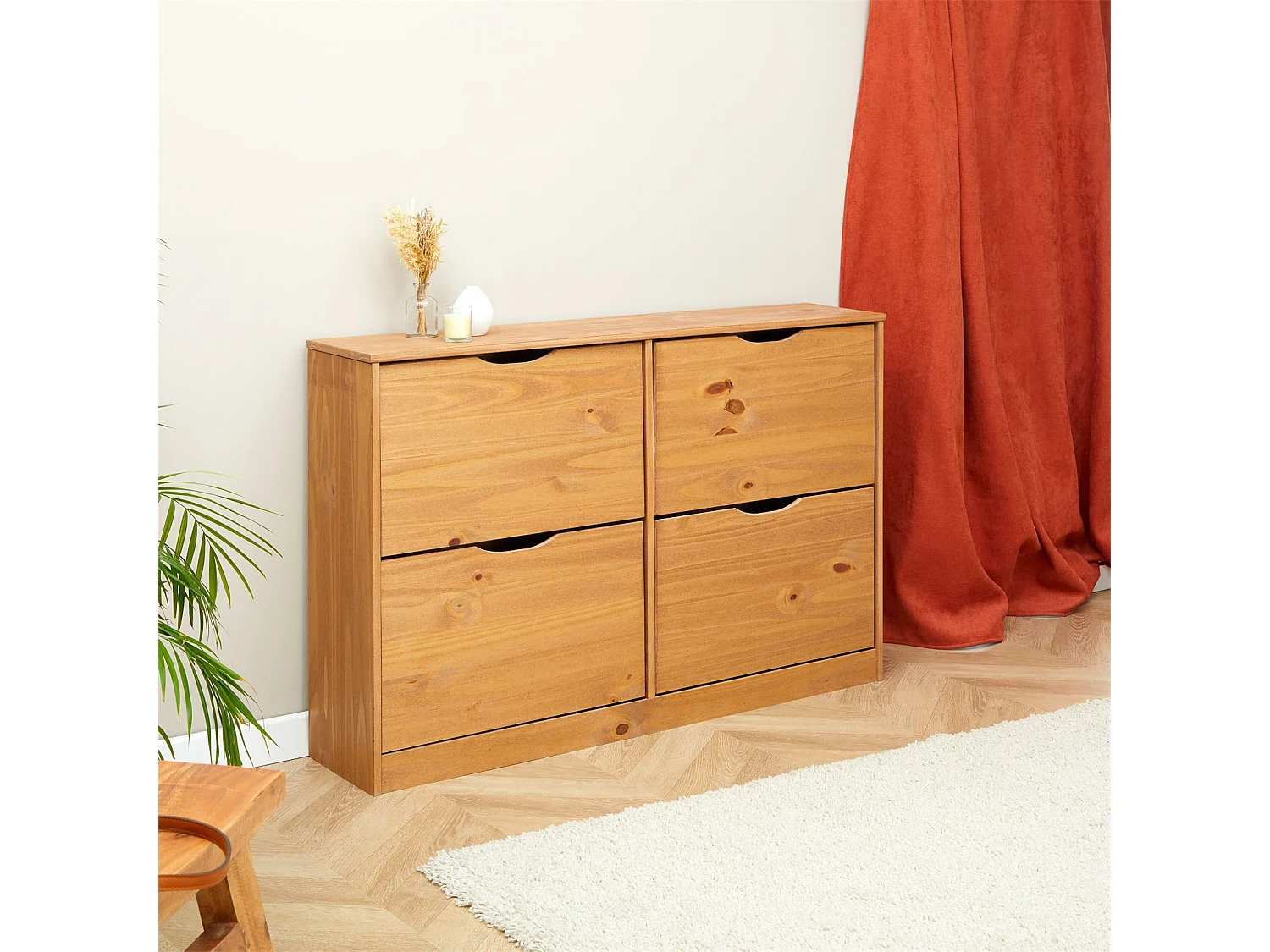 Meuble à chaussures BASIL armoire avec 2 x 2 abattants rangement pour 24 paires, en pin massif lasuré couleur miel