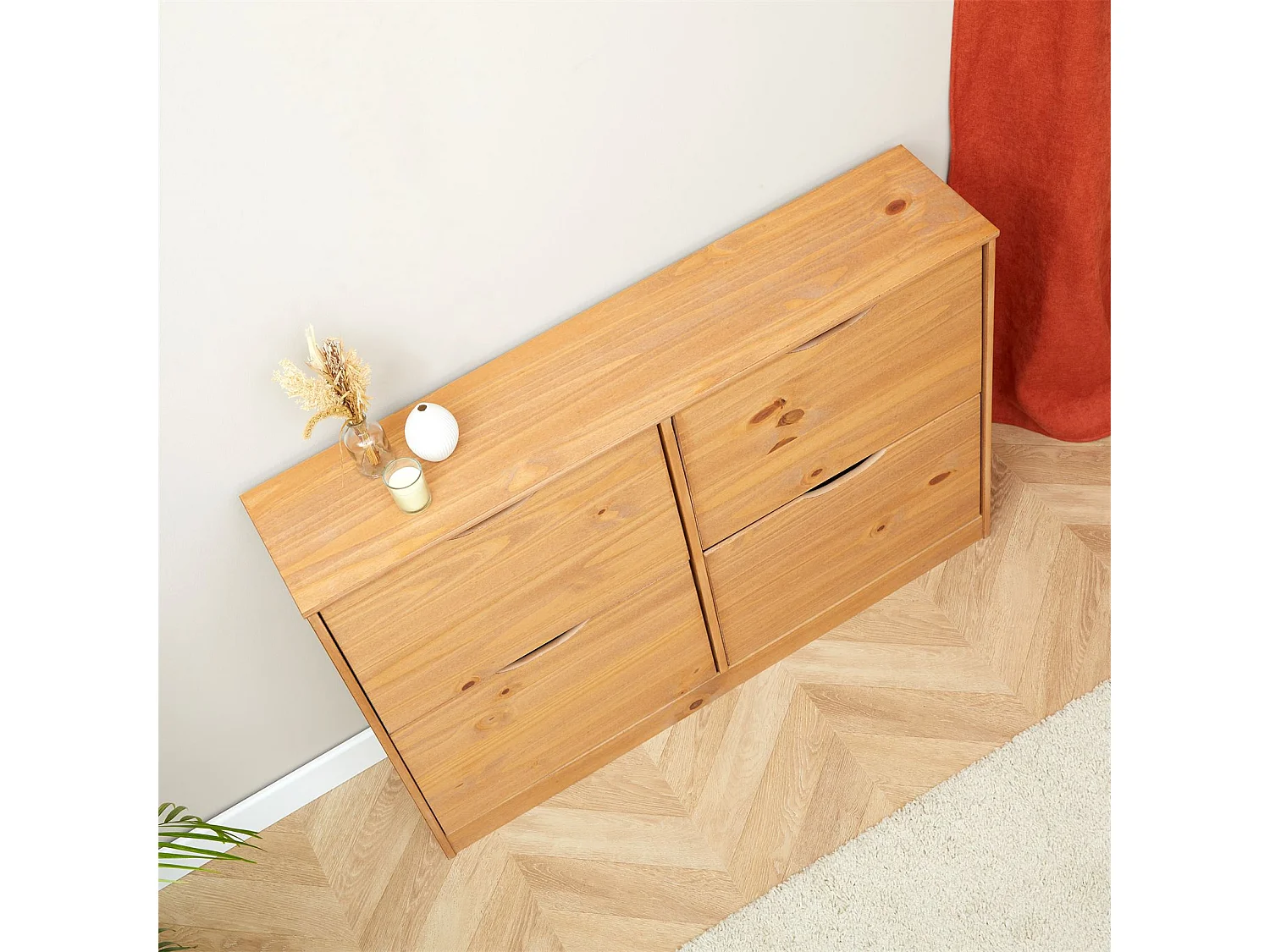 Meuble à chaussures BASIL armoire avec 2 x 2 abattants rangement pour 24 paires, en pin massif lasuré couleur miel