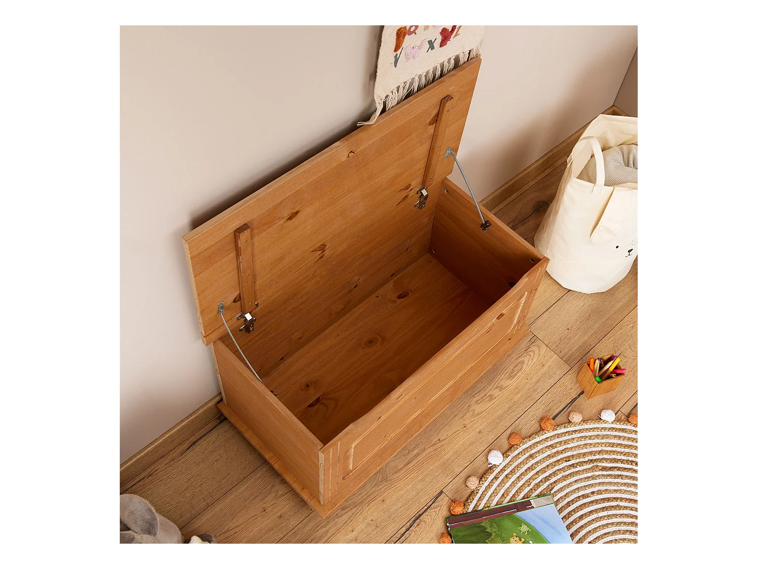 Coffre de rangement BRISTOL banc avec abattant en pin massif finition teintée cirée