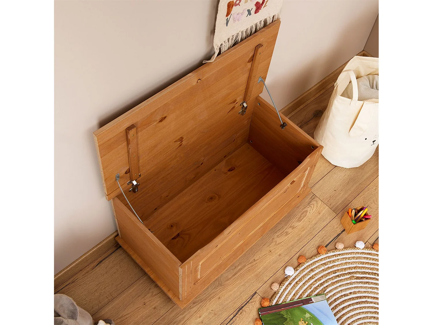 Coffre de rangement BRISTOL banc avec abattant en pin massif finition teintée cirée