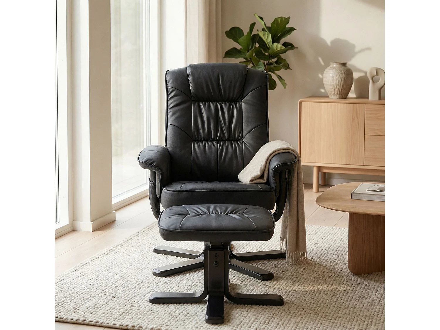 Fauteuil de relaxation CHARLY avec repose-pieds pouf siège pivotant dossier iinclinable en synthétique noir et pieds noir