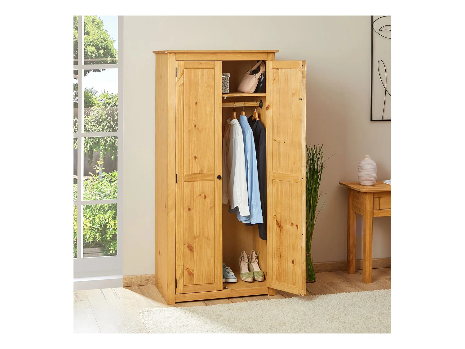 Armoire CANCUN penderie avec 1 étagère derrière 2 portes battantes, en pin massif finition teintée/cirée