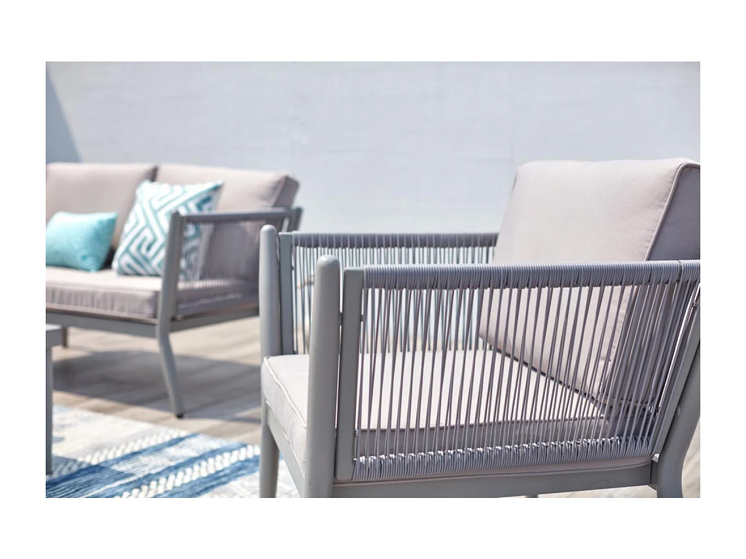 Conjunto de jardín 4 plazas de aluminio y cuerda gris claro ANAHMA