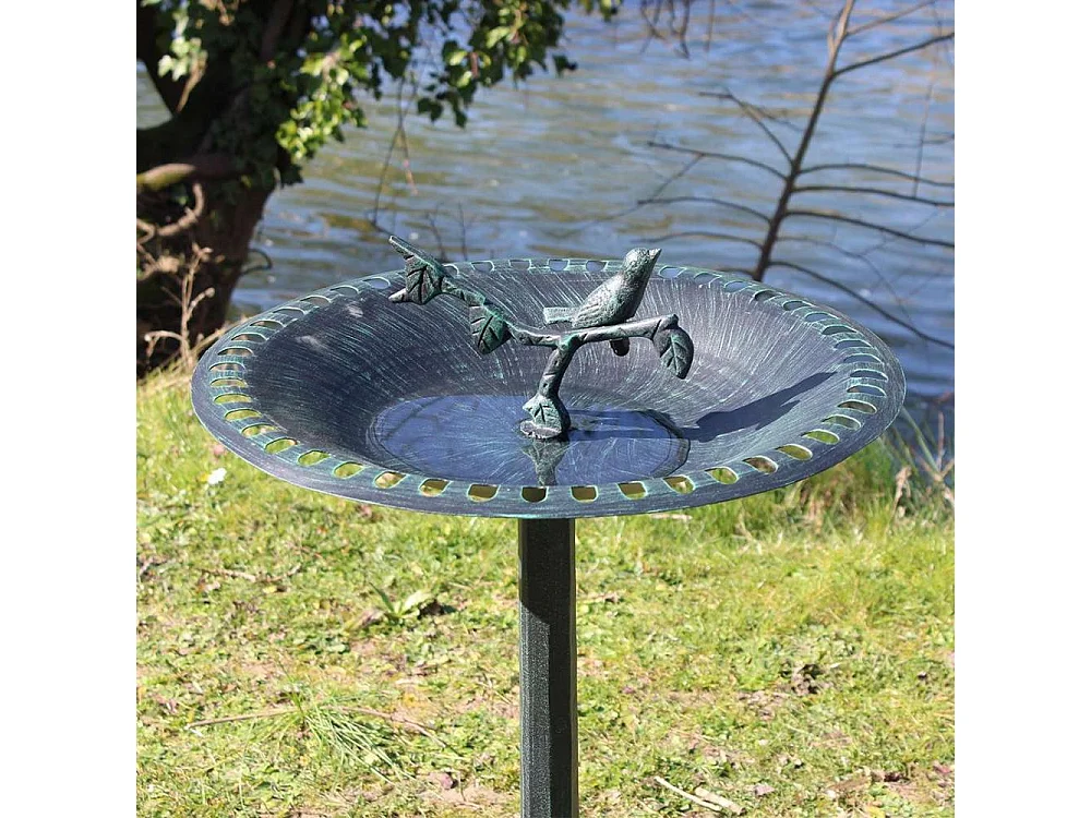 Bassin à oiseaux sur pied en fonte