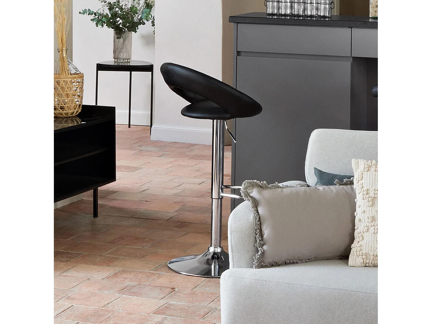 Lot De 2 Tabourets De Bar Sasha Couleur Noire 47 X P 52,5 X H 80 Cm