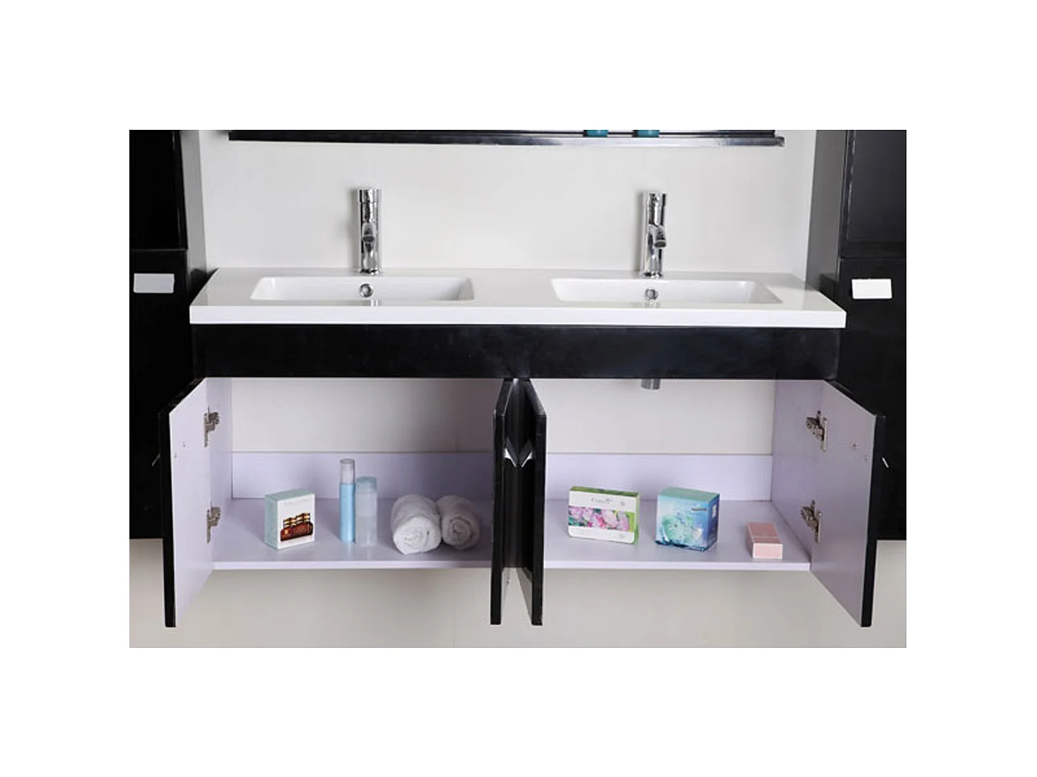 Badkamerkast 120 cm Inclusief zuilen en wastafels – Belle