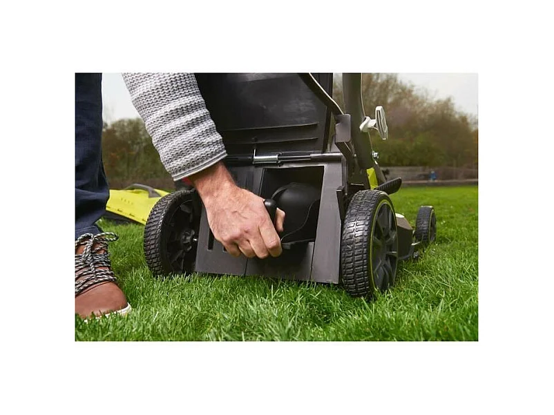 Tondeuse RYOBI 18V LithiumPlus Brushless coupe 37cm - 1 batterie 5,0 Ah - 1 chargeur rapide - RY18LMX37A-150