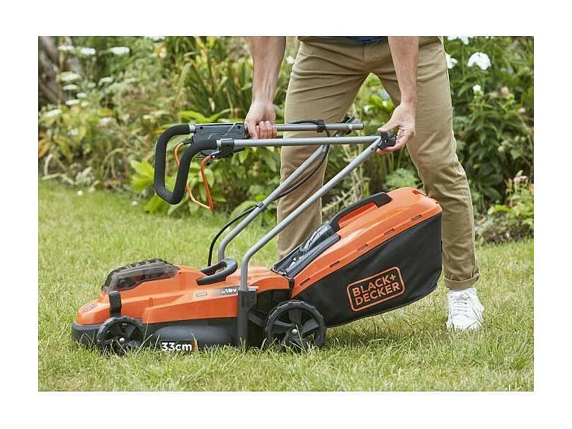 Tosaerba senza fili BLACK + DECKER 33cm LITHIUM 18V - 2,5Ah - BCMW3318N-XJ