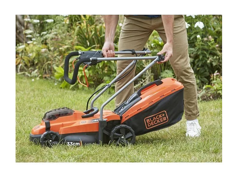 Kabelloser Rasenmäher BLACK + DECKER 33cm LITHIUM 18V - 2,5Ah - BCMW3318N-XJ