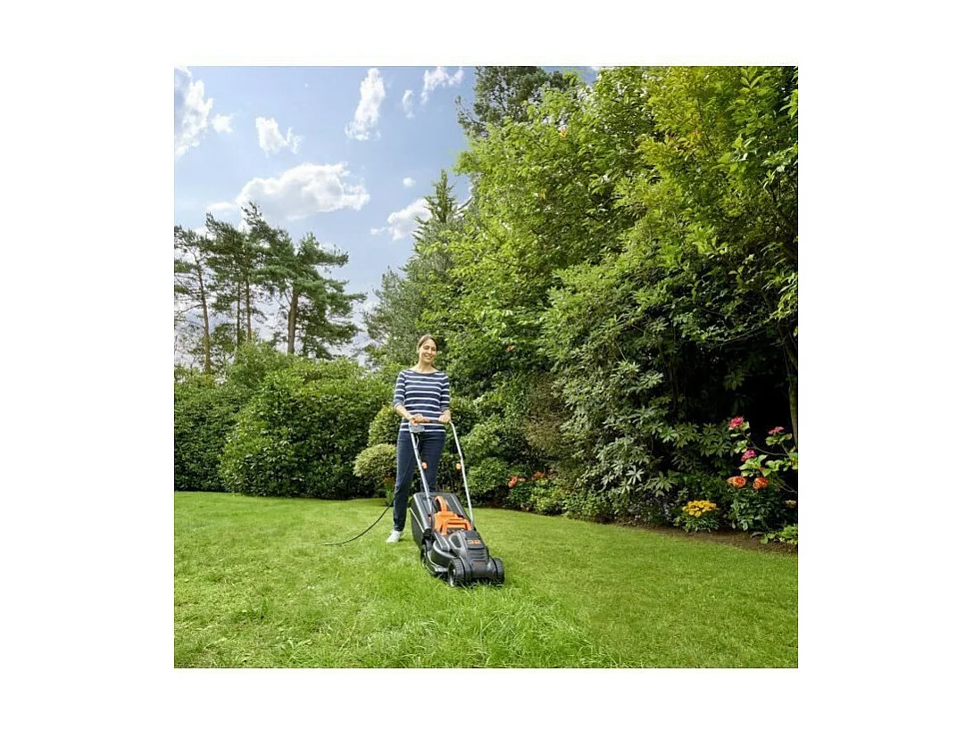 BLACK + DECKER Tondeuse  32cm - 1000W BEMW351