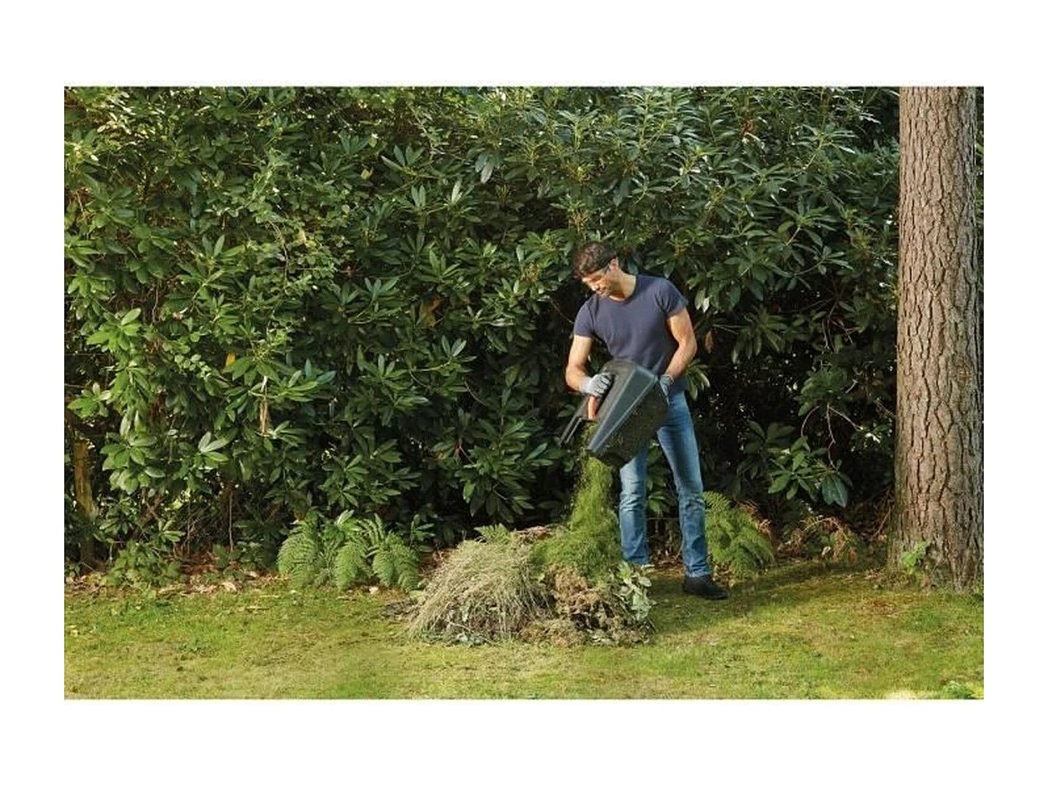 Black & Decker BEMW351-QS Tosaerba Elettrico 1000 W Sacco 30 L Nero