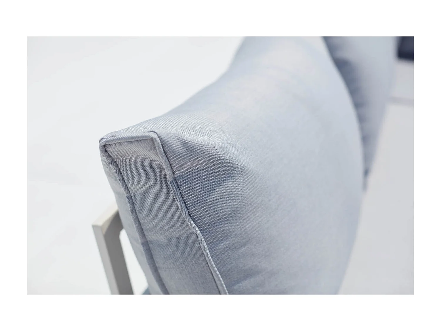 Salon de jardin 4 places en aluminium et acier blanc et gris LOLEA