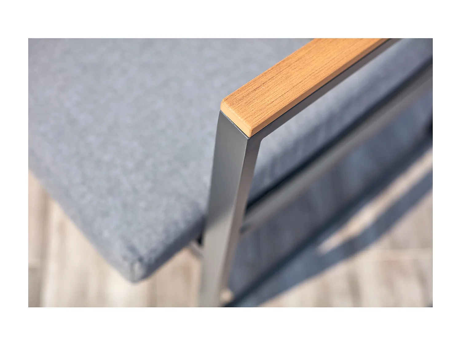 Salon de jardin bas en aluminium gris TAHINA