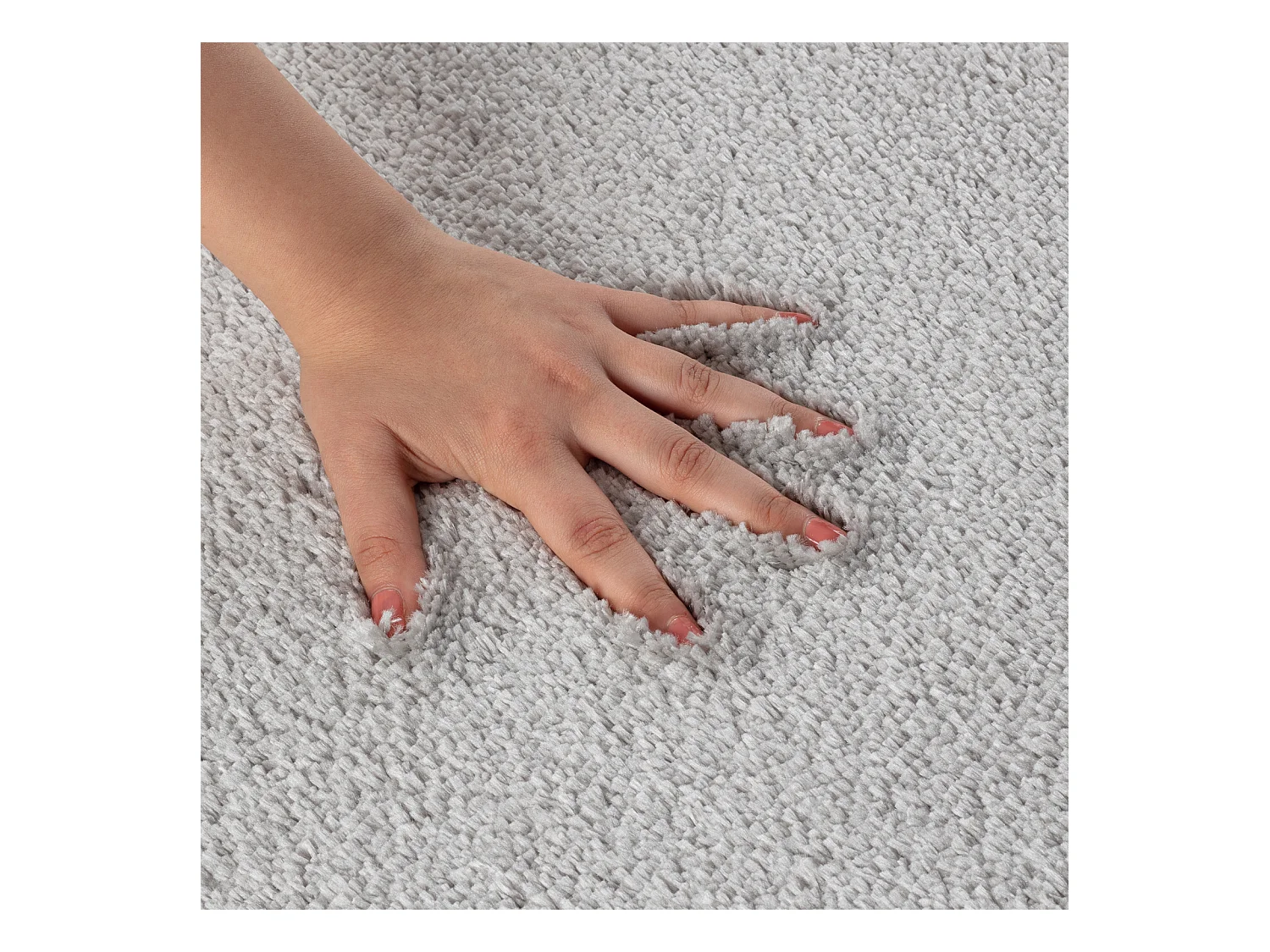 SURYA Badmat - Badkamer, Douchemat, Toiletmat - Machinewasbar Antislip Hoogpolig Badkleed JUNE - LichtGrijs - 80x50cm - JUNE