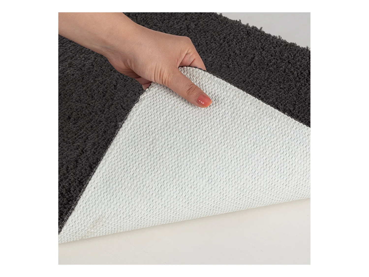 SURYA Badmat - Badkamer, Douchemat, Toiletmat - Machinewasbar Antislip Hoogpolig Badkleed JUNE - Grijs - 80x50cm - JUNE