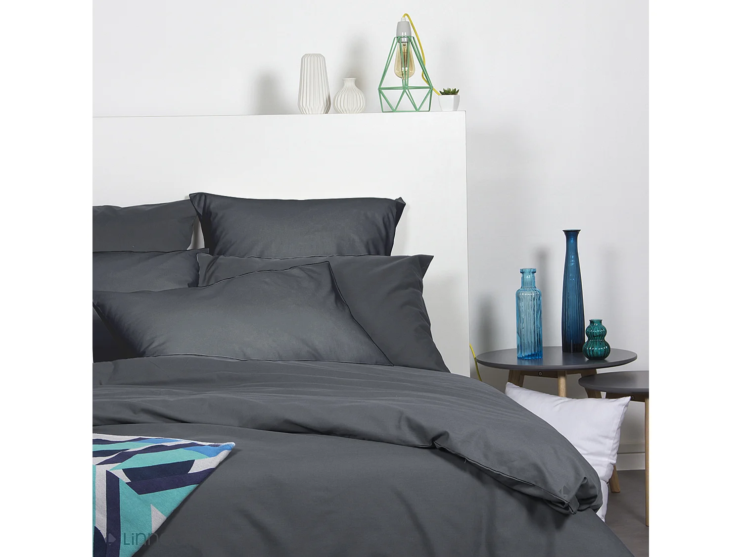 Drap housse 90x190 cm polyester microfibre LAGO noir magnet bonnet 23 cm