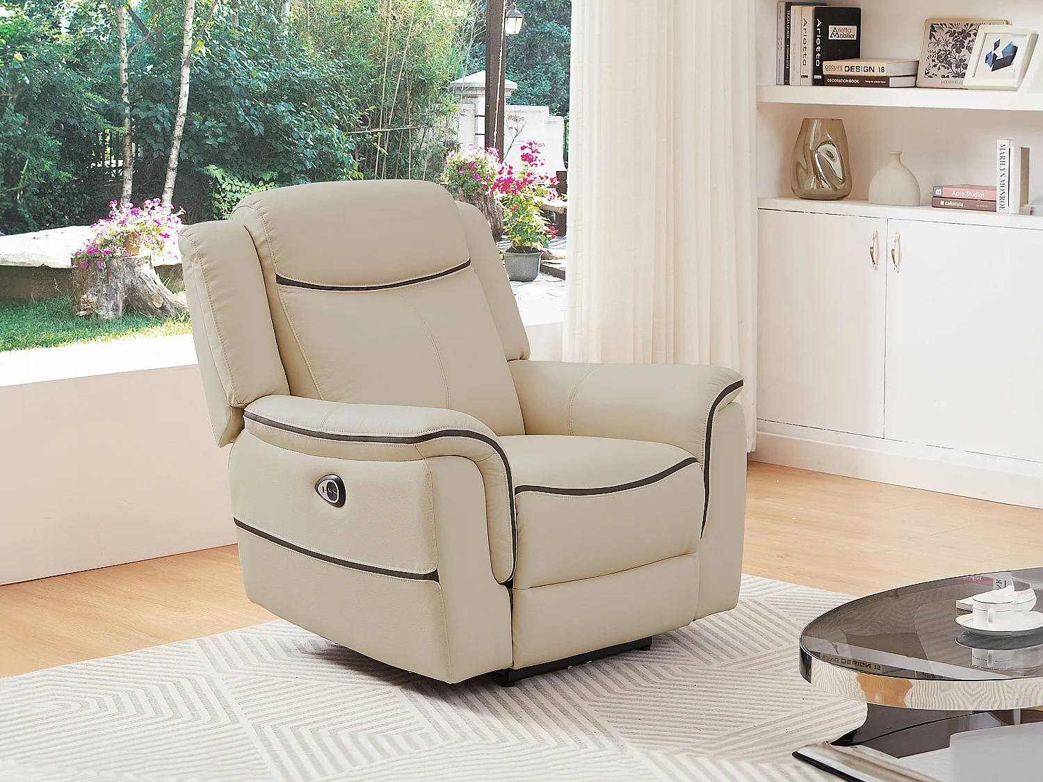 Fauteuil relax électrique en cuir beige ADELIO