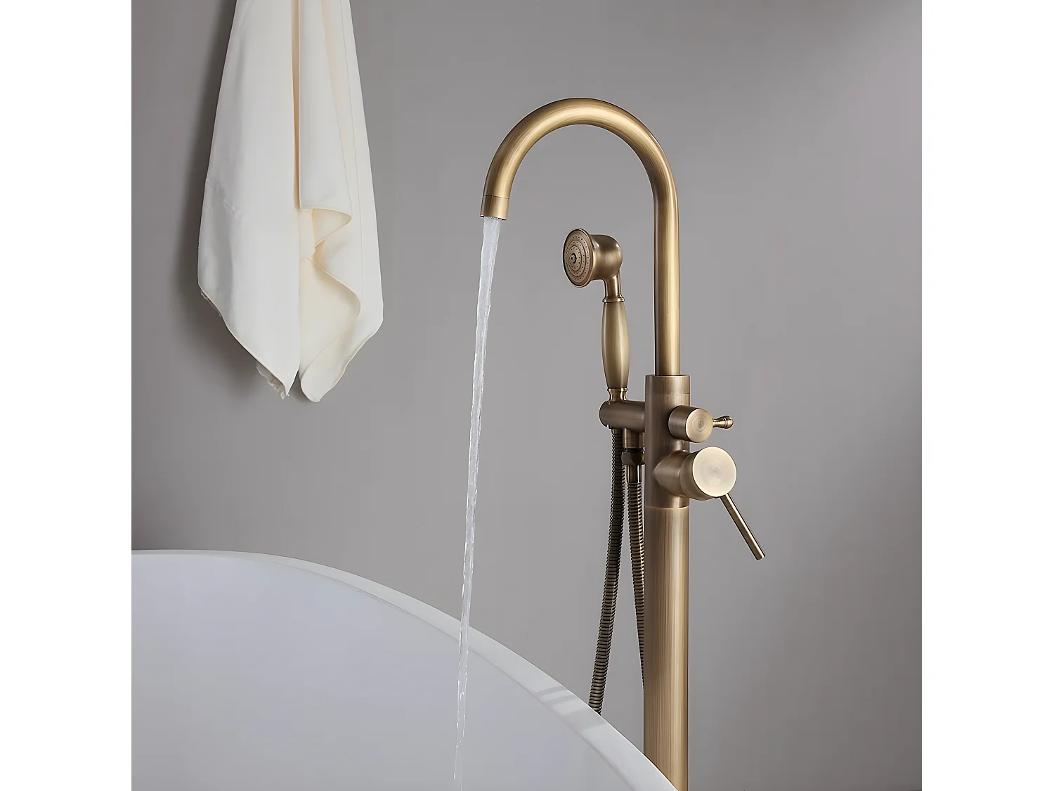 Robinet mitigeur bain-douche sur pied bronze - Corbeau