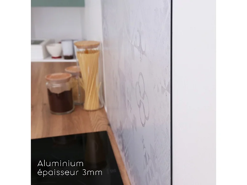 Crédence cuisine adhésive en aluminium effet carreaux de ciment gris - 200x20 cm (en 2 bandeaux)