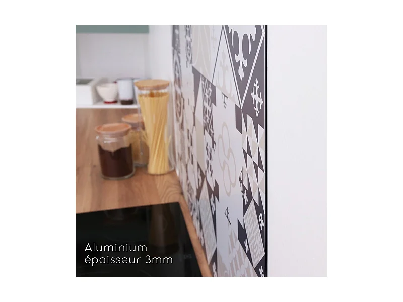 Fond de hotte adhésif en aluminium effet carreaux de ciment gris - 70x60 cm