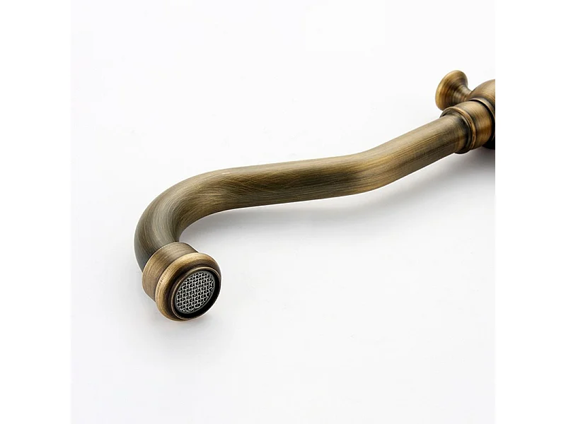 Mélangeur lavabo sur plage antique - Bronze
