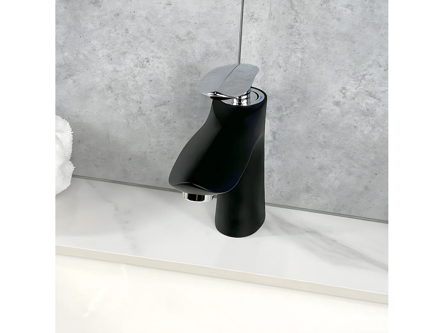 Mitigeur lavabo Noir & Chromé - Canopus