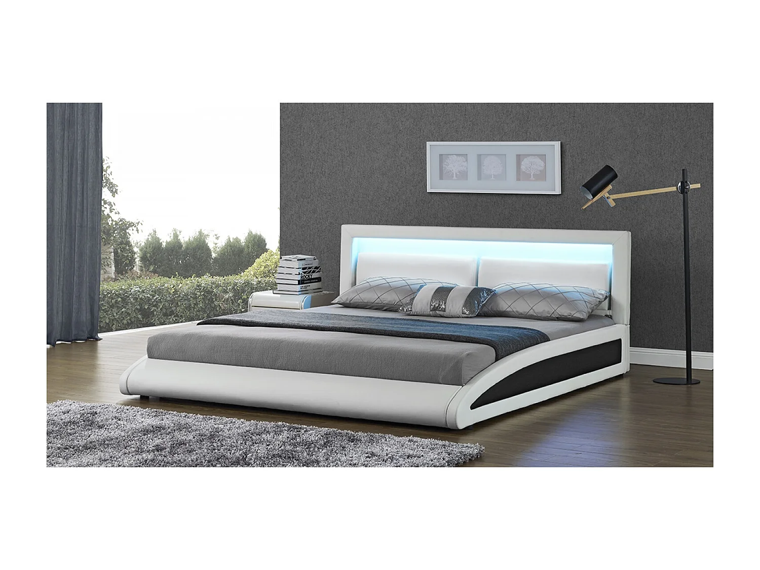 Struttura letto in similpelle bianca con LED 160x200 cm BRIXTON