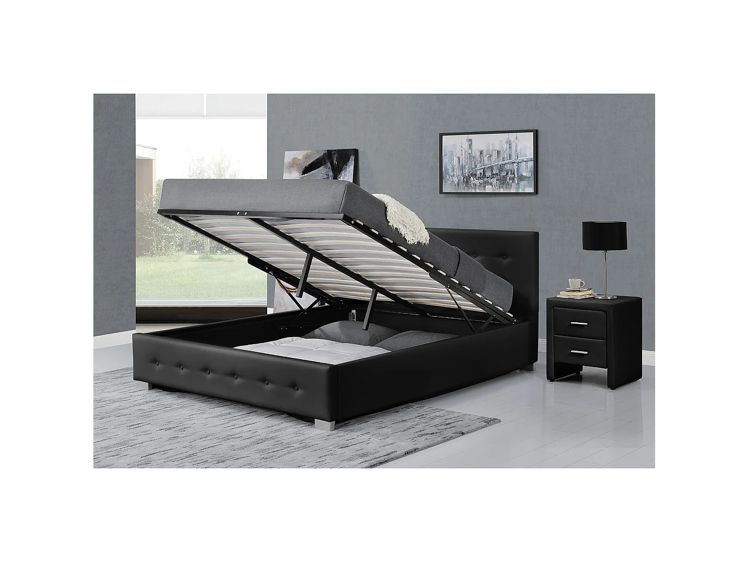 Lit coffre 140 x 190 cm noir NEWINGTON