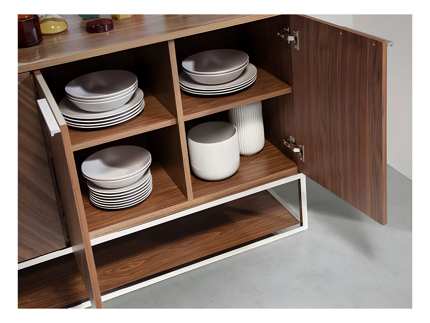 Dressoir in walnoot en verchroomd staal 3233 ANGEL CERDA