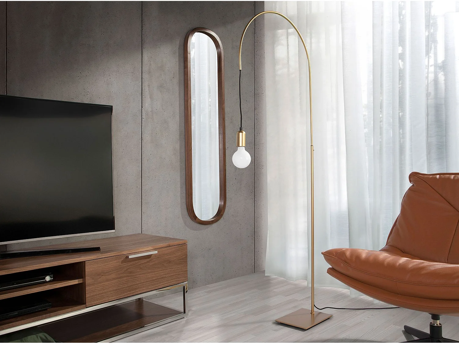 Owalne lustro ścienne z orzecha włoskiego 3234 ANGEL CERDA