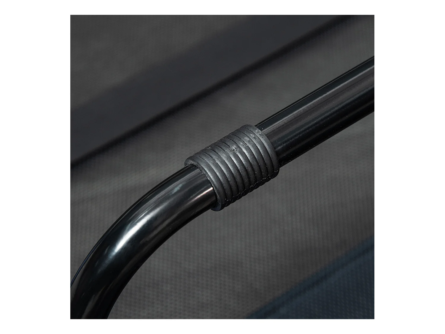 Cama elevada para perros azul 122x92x23 cm PawHut