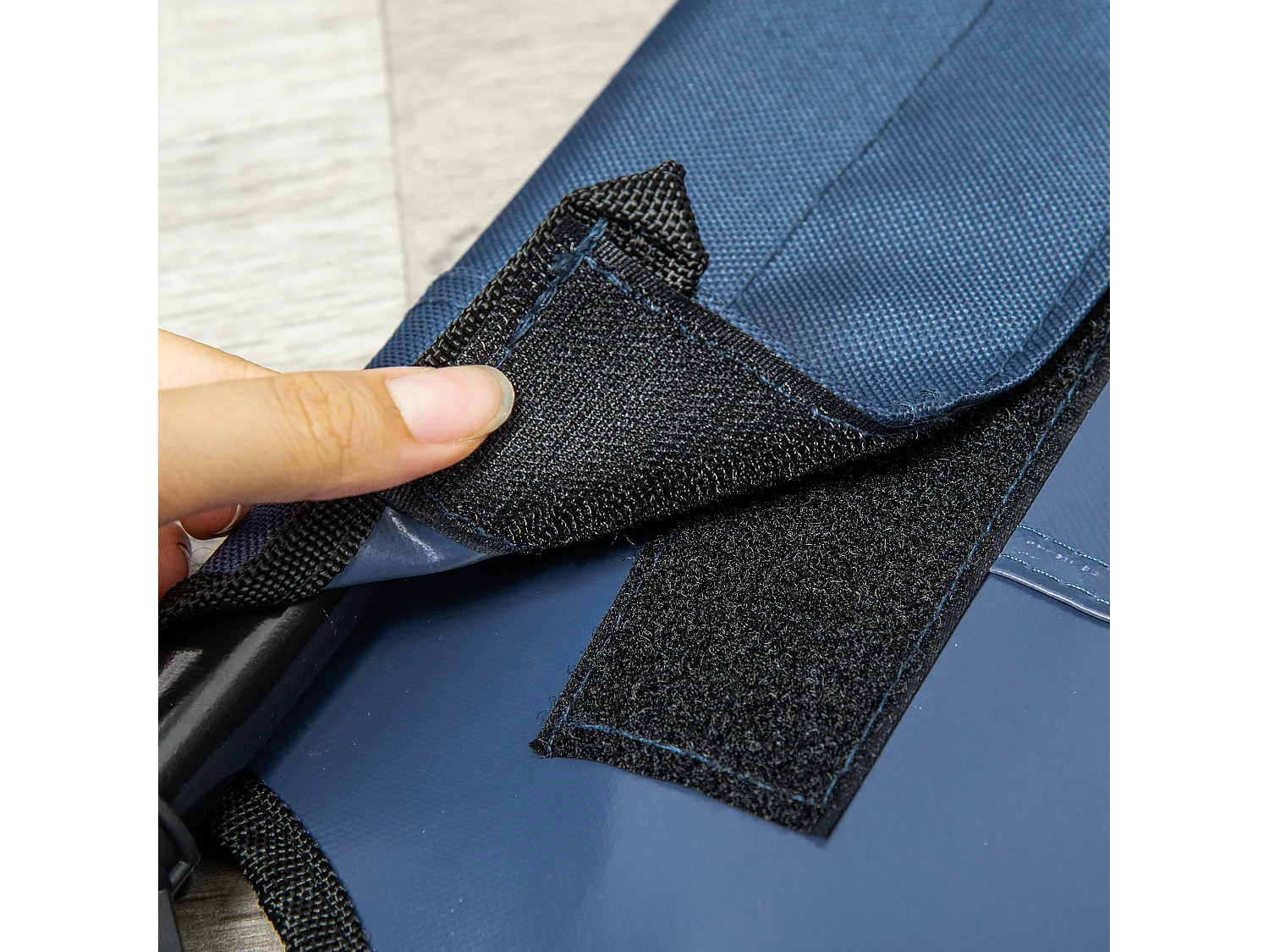 Cama elevada para perros azul 122x92x23 cm PawHut